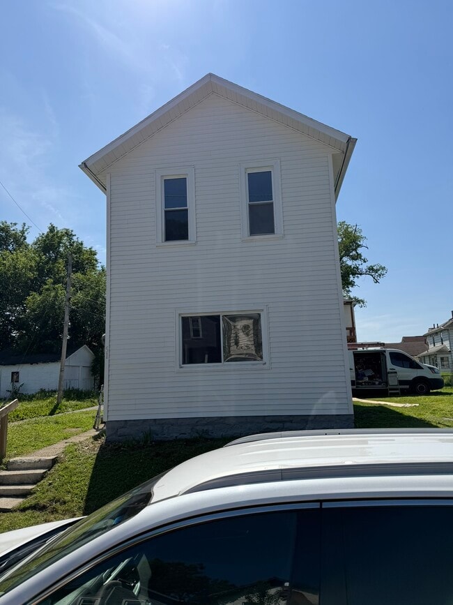 Building Photo - 51 Mill St