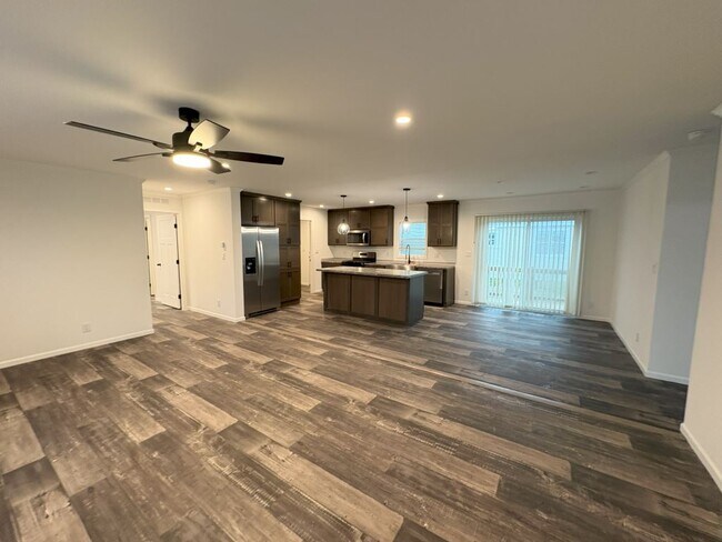 Foto del edificio - 5045 W Sawgrass Dr