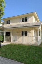 Building Photo - 400 NW 19th Terrace