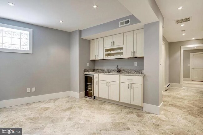 Ground Floor - 39 V St NE
