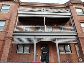 Building Photo - 6219 S Rhodes Ave