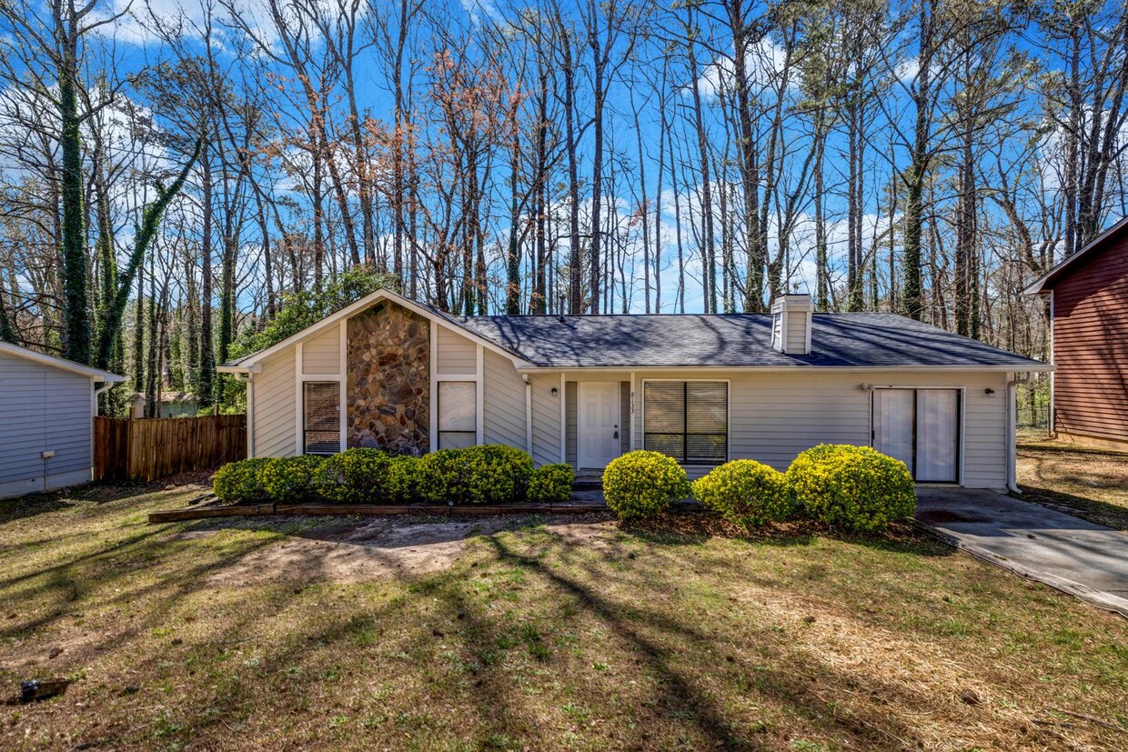 Primary Photo - SPRING SPECIAL!! $500 OFF ONE MONTHS RENT