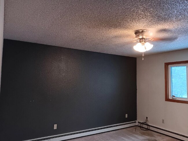 Building Photo - 3591Biathalon Ave