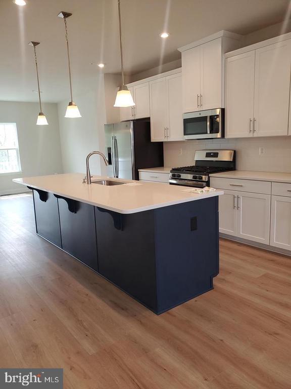 Building Photo - 1730 Atlas Dr