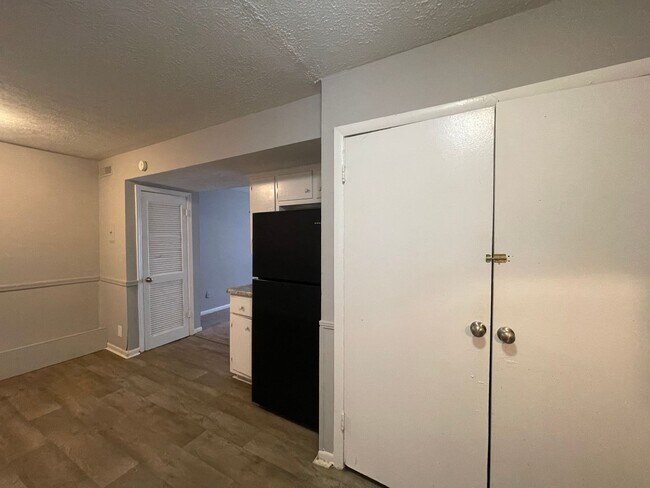 Foto del edificio - Trinity Creek Townhomes