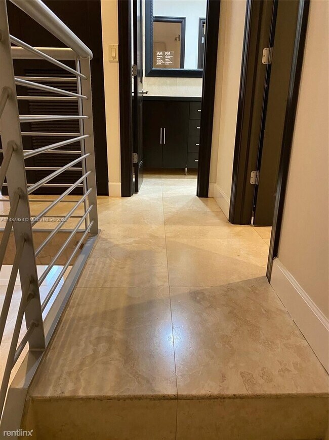 Foto del edificio - 3 br, 2 bath House - 575 NW 100th Ct