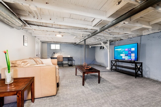 Building Photo - 257 Gordon Ave