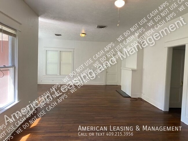 Building Photo - 604 Hackney Ave