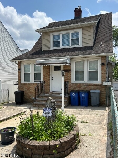 Foto principal - 144 Montgomery St