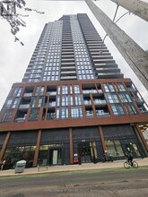 Building Photo - 159 Wellesley St E