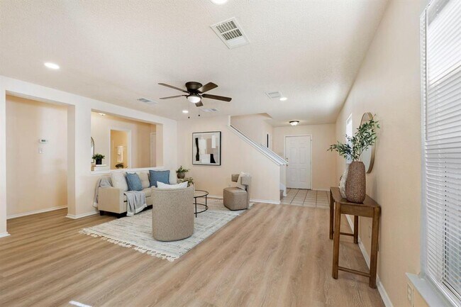 Building Photo - 2600 Andres Way