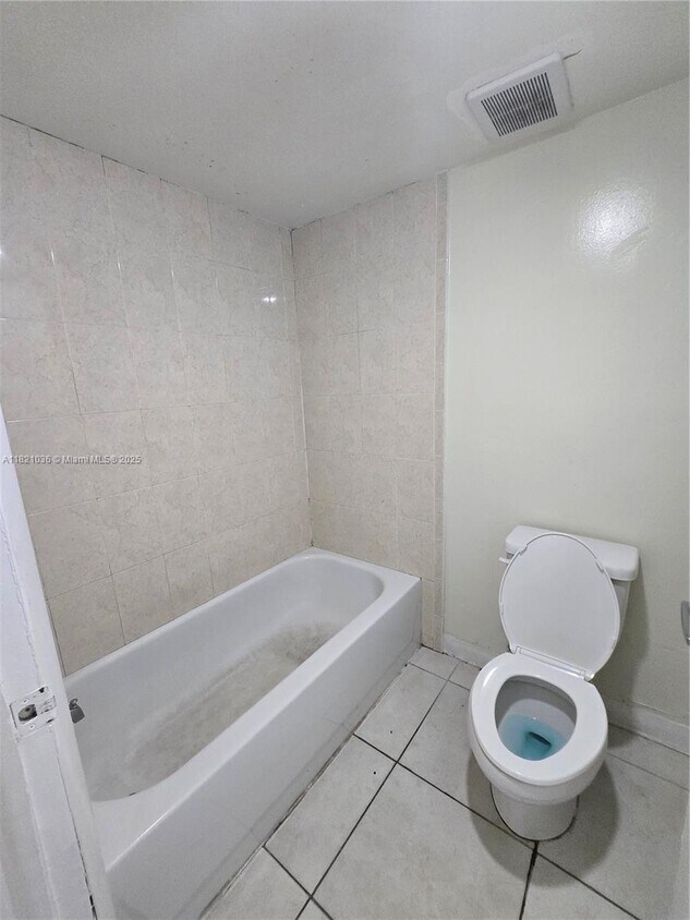Primary Photo - 8365 SW 152nd Ave