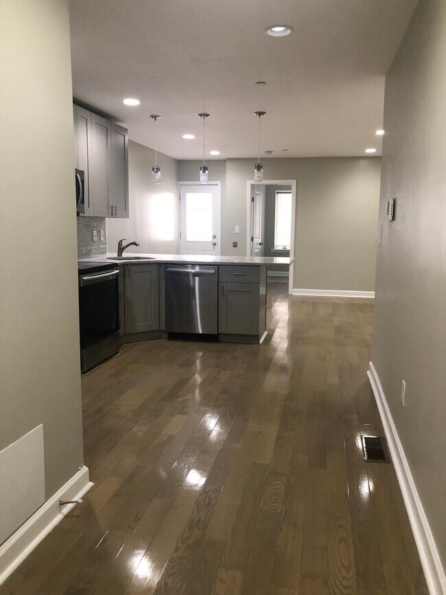 Foto del edificio - 2218 Ellsworth St