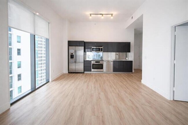 Foto del edificio - 31 SE 6th St