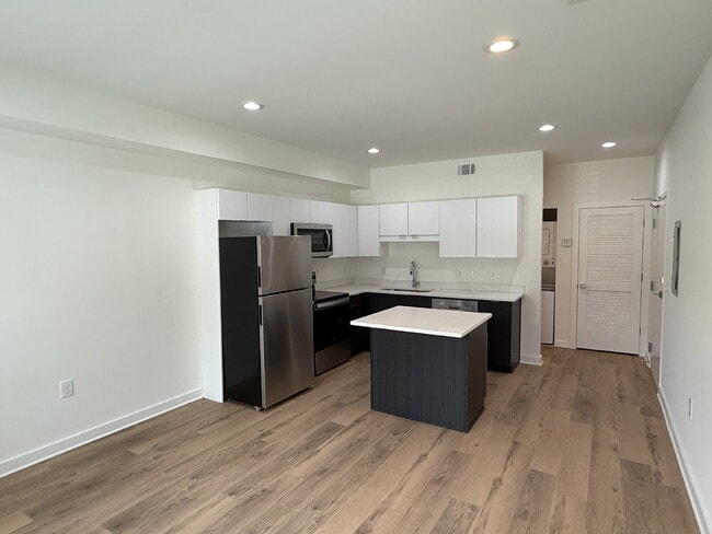 Foto del edificio - Freshly renovated 1br/1ba!