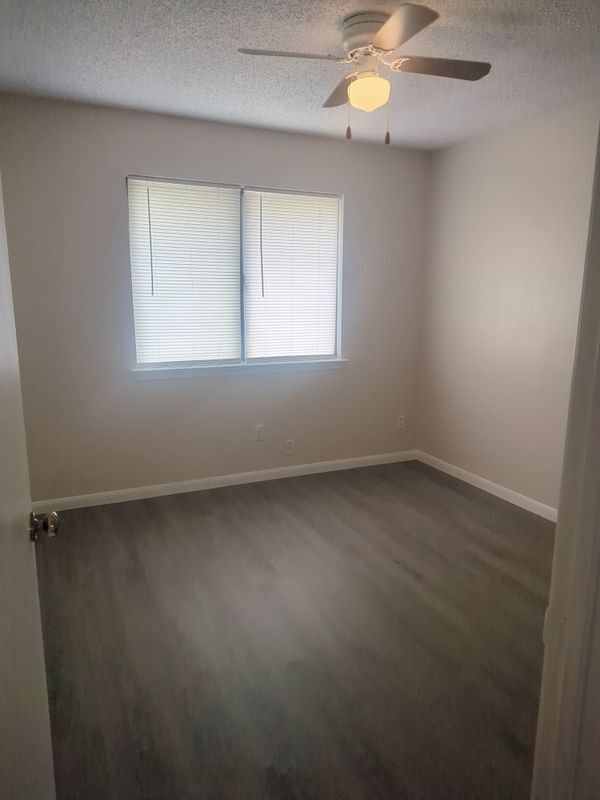 Foto del edificio - 701 Brazos Dr