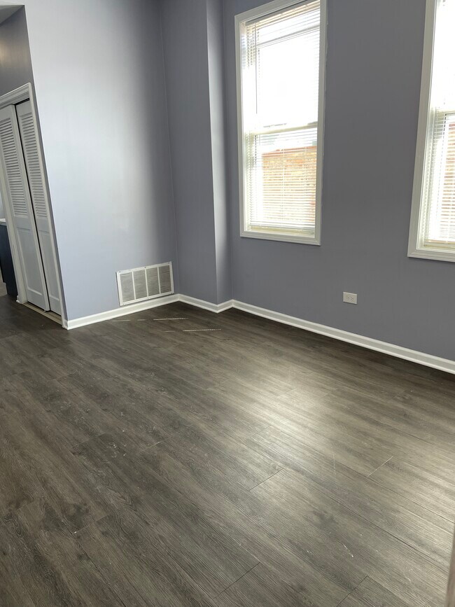 Foto del edificio - 3405 S Union Ave