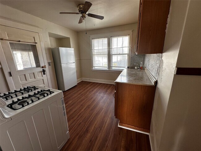 Foto del edificio - 43 Emma St