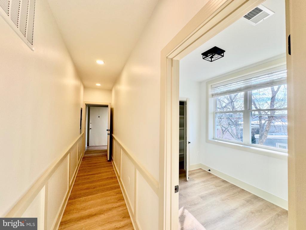 Primary Photo - 1802 11th St NW