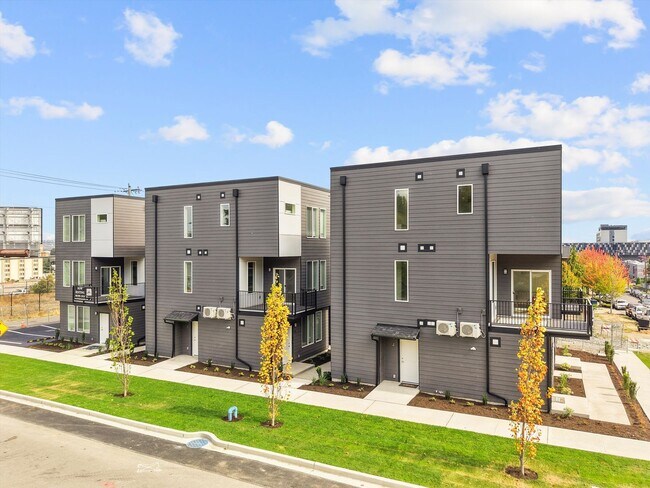 Foto del edificio - Brand New Construction 1 bed 1 Bath Availa...