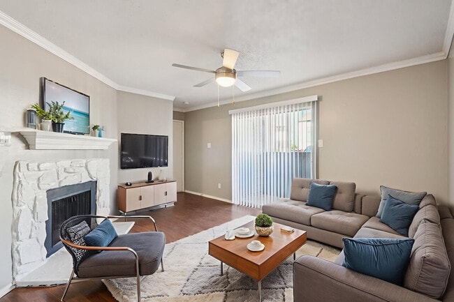 Building Photo - Sagamore Apartments