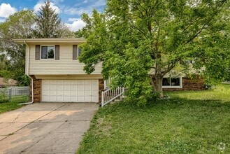 Building Photo - 919 Jana Cir