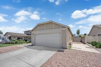 Building Photo - 7209 Bronze Cir