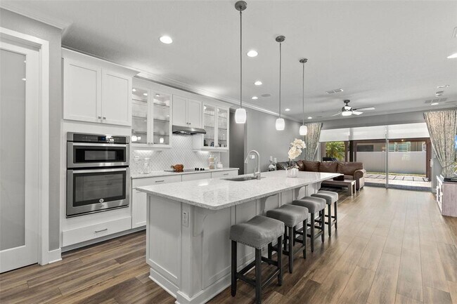 Building Photo - 12109 Night Jasmine Cove