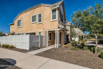 Building Photo - 2275 S Agnes Ln