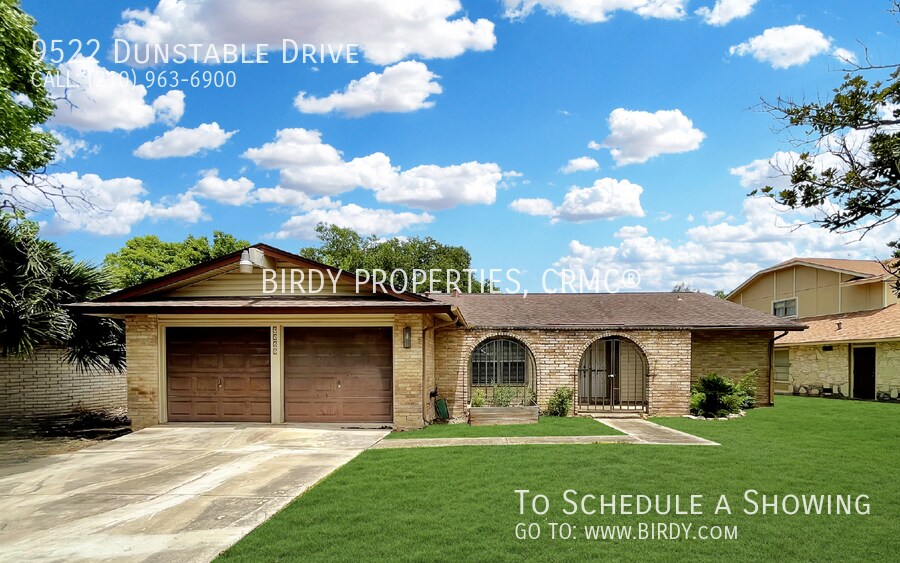 Primary Photo - "Charming 3-Bed, 2-Bath Home with Fireplac...