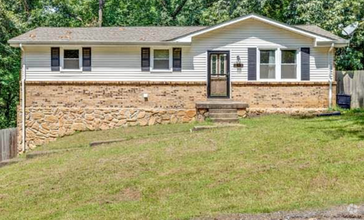 Building Photo - 1143 Chestnut Dr