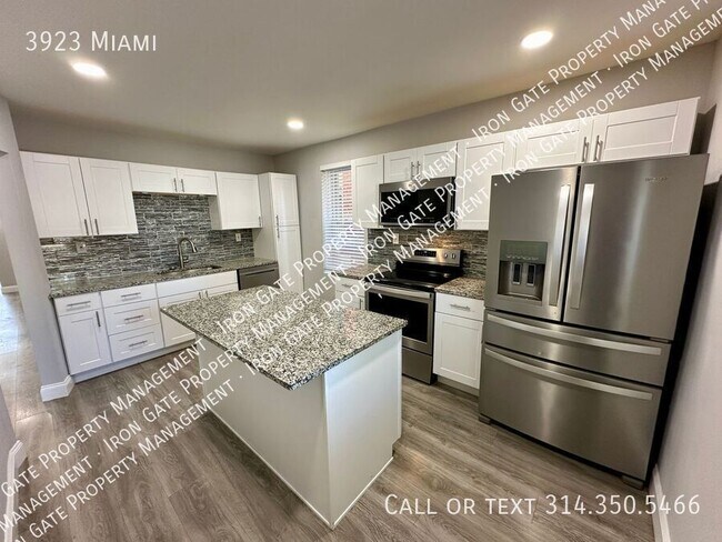 Foto del edificio - 3923 Miami-