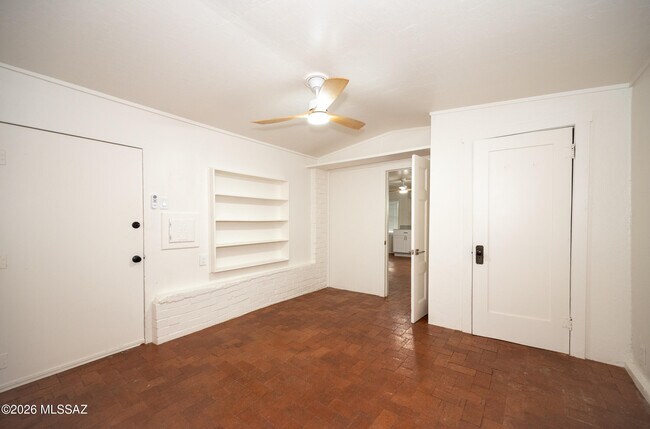 Building Photo - 1214 E Copper St
