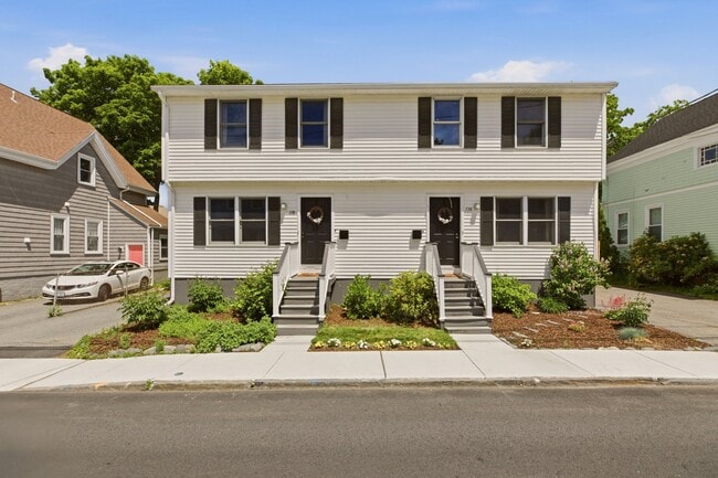 Photo - 13 Tilley Ave (Newport, RI) Apartment