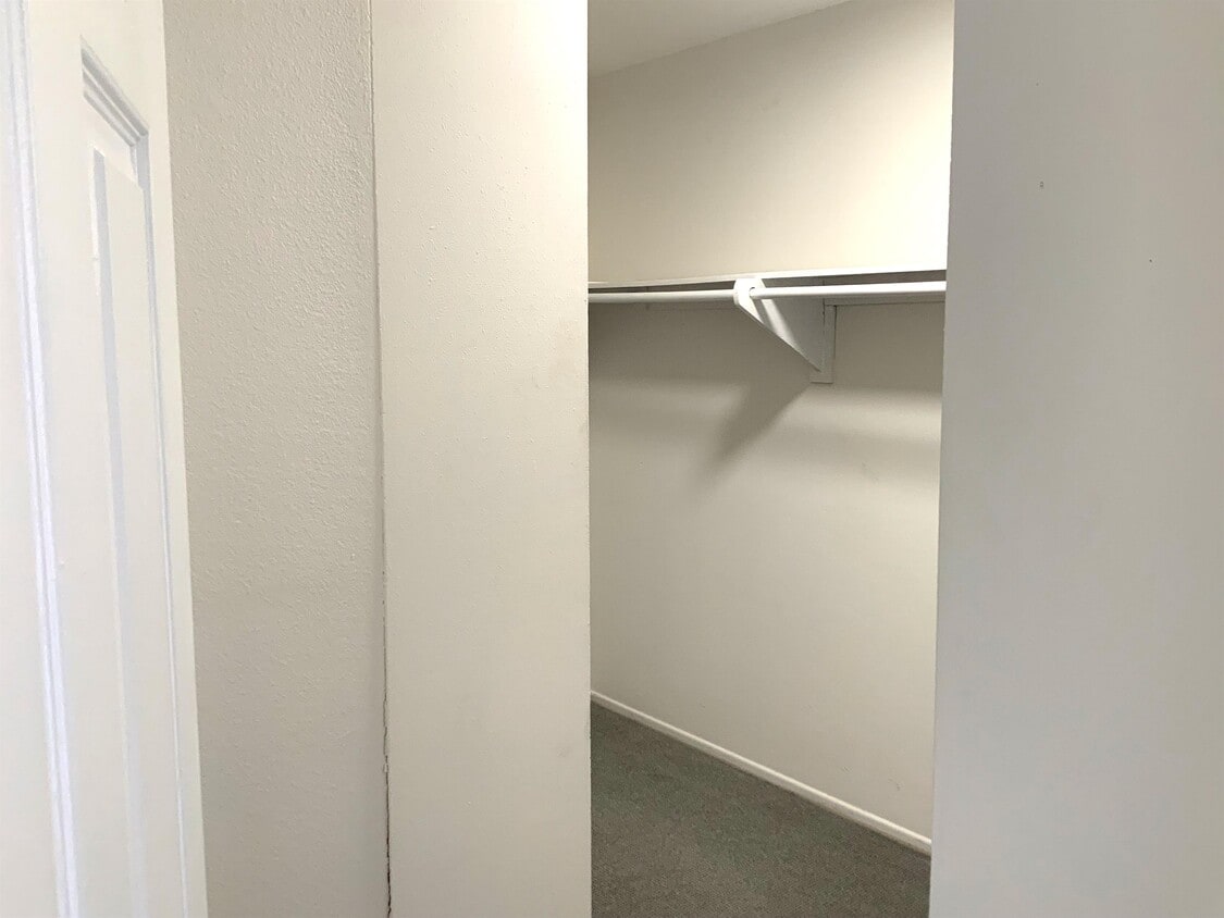 7106 Brentwood Ln, Westminster, CA 92683 Townhome Rentals in