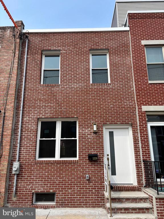 Building Photo - 1226 S 22nd St