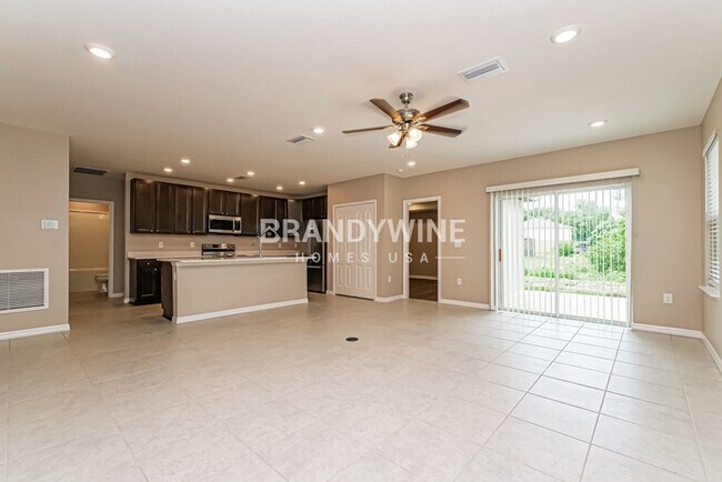 Building Photo - 11279 Redgate St
