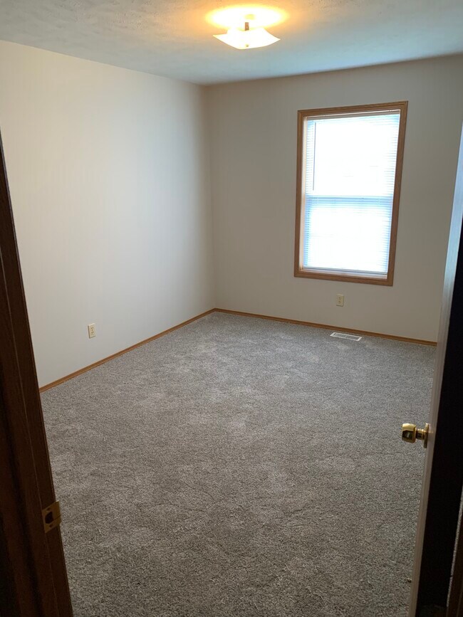 2032 S Colgate Ave, Springfield, MO 65807 House Rental in Springfield, MO