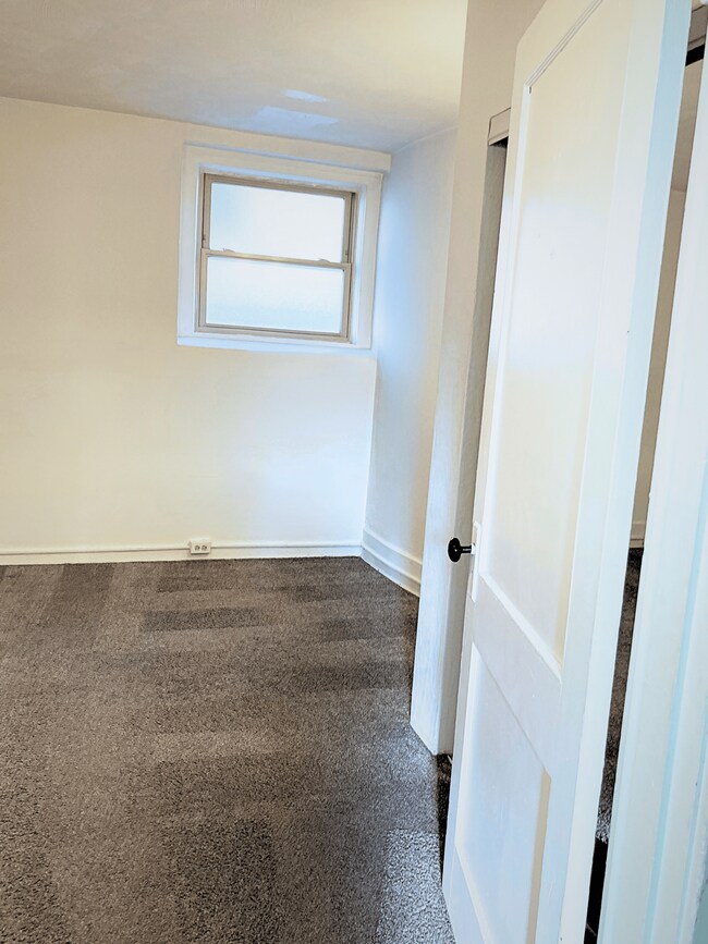 Bedroom 1 - 626 Maryland Ave