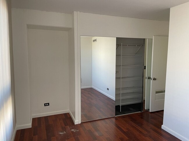 Foto del edificio - Fairway Manor ... 2 bedroom/Pets OK!