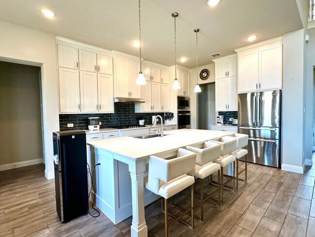 Foto del edificio - 307 Waters Edge Dr