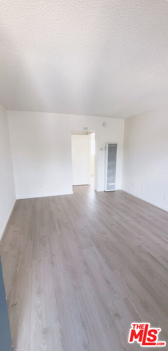 Foto del edificio - 1034 S Ardmore Ave