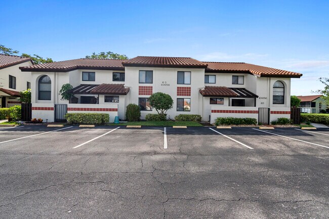Building Photo - 10656 Tropic Palm Ave