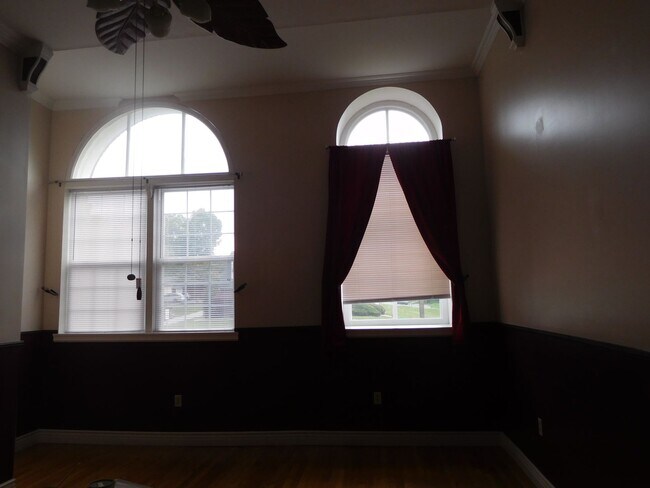 Foto del edificio - 217 W North St