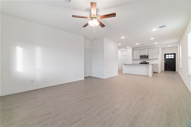 Foto del edificio - 23022 Bright Lgt Ln
