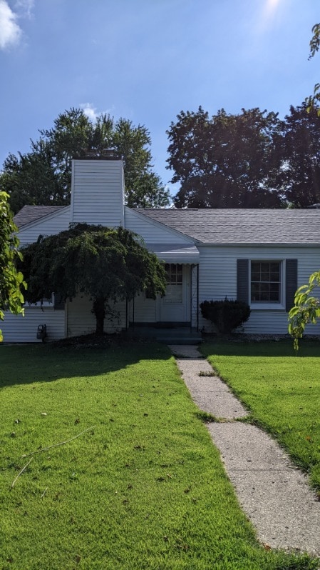 Building Photo - 578 Budlong St