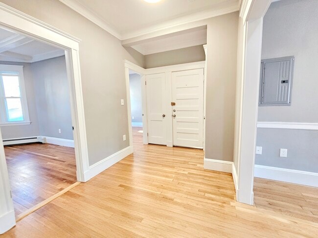 Building Photo - 141 Sutherland Rd