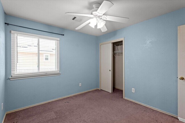 Foto del edificio - 12421 Briarcreek Loop
