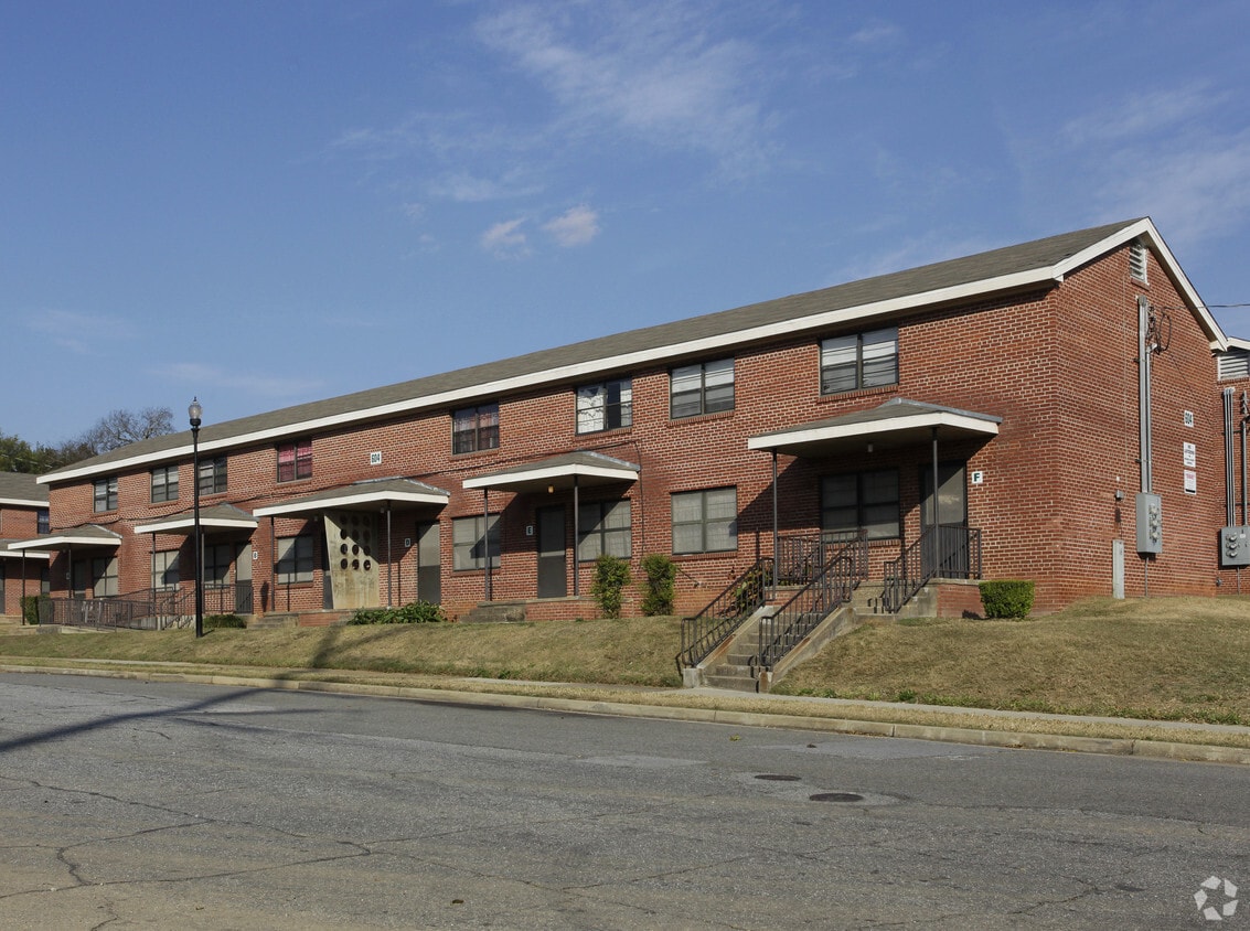 Primary Photo - The Banks at Mill Village