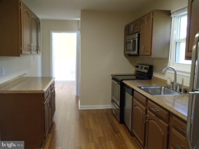 Building Photo - 2323 Bedfordshire Cir